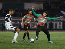 إيقاف يوسف بلايلي نجم مولودية الجزائر 6 مباريات