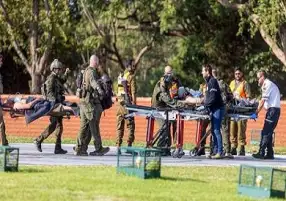 غارقون بدمائهم.. لقطات متداولة لجرحى الجيش الإسرائيلي بداخل ناقلة جند في قطاع غزة