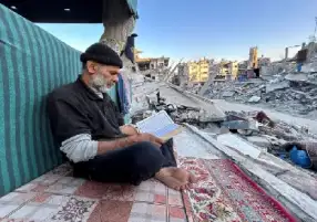 رمضان في غزة: جوع وحرمان من العبادة