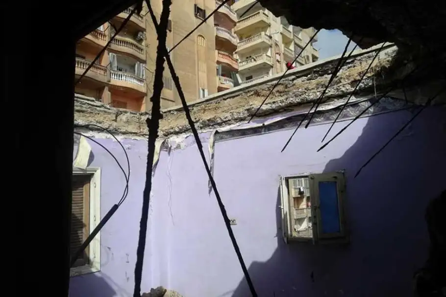 نيابة شمال الجيزة تباشر التحقيق في حادث انهيار سقف منزل وإصابة 5 الأطفال