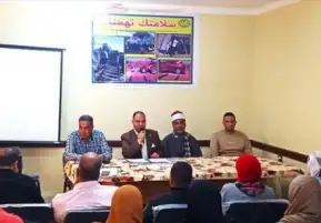 ندوة شعبية للتوعية بمخاطر ظاهرة المعابر غير الشرعية على قضبان السكك الحديدية