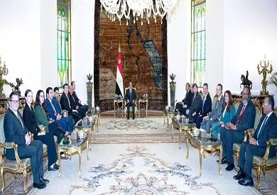 السيسي يستقبل وفدا من مجلس النواب الأمريكي ويؤكد مجددا رفض مصر أية مساعي لتهجير الفلسطينيين