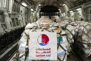 طائرة قطرية محملة بالمساعدات تصل العريش لدعم الفلسطينيين في غزة