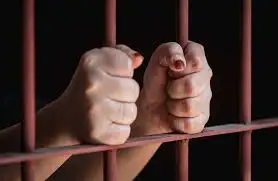 حبس خادمة سرقت مشغولات ذهبية من داخل فيلا بالشيخ زايد