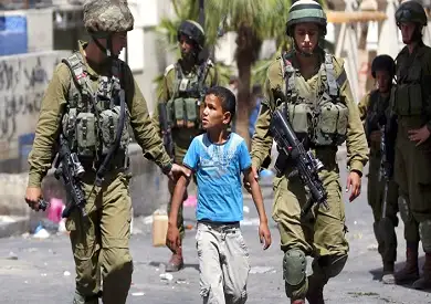 مسئول فلسطيني: مستعمر يختطف طفلا فلسطينيا غرب بيت لحم