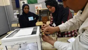 هل تفك رسائل تبون المشفرة لغز الانتخابات الرئاسية المسبقة في الجزائر؟