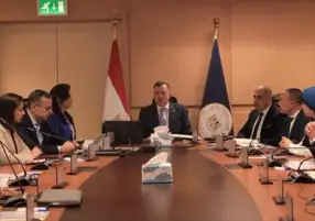 وزير السياحة يناقش زيادة أعداد ورفع كفاءة المراسي النيلية
