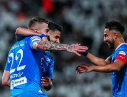 الهلال يواصل سلسلة انتصاراته القياسية بثلاثية أمام الأخدود بالدوري السعودي
