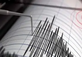 زلزال عنيف بقوة 6.5 درجة يضرب إندونيسيا
