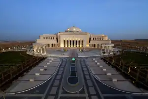 هل يتعارض نقل البرلمان إلى العاصمة الإدارية مع الدستور؟ رئيس محكمة الاستئناف الأسبق يجيب