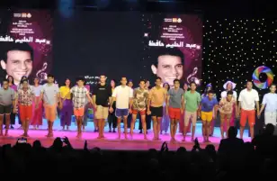 قصور الثقافة تقيم حفل أغاني العندليب الأسمر عبد الحليم حافظ بالسامر بمسرح كامل العدد