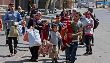 الأونروا: 450 ألف شخص نزوحوا قسرا من مدينة رفح