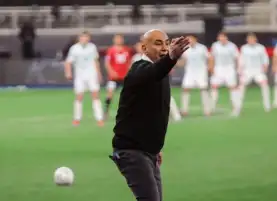 صلاح يوجه انتقادات قوية لحسام حسن بعد اختيارات قائمة المنتخب