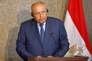 سامح شكري يتوجه إلى روسيا للمشاركة في اجتماع وزراء خارجية تجمع بريكس