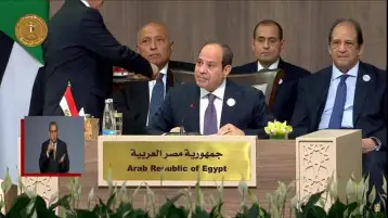 الرئيس السيسي يطالب بإلزام إسرائيل بإنهاء حصار غزة والانسحاب من رفح الفلسطينية