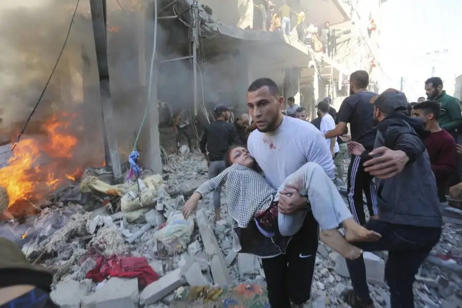 استشهاد 8 فلسطينيين في قصف إسرائيلي على رفح والشجاعية بغزة