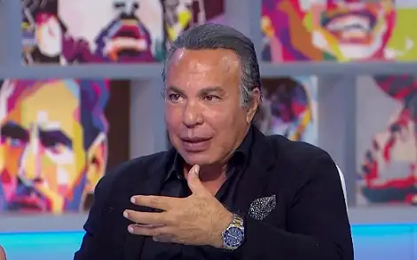 أيمن يونس يكشف كواليس عقوبة زامورا عليه بسبب لاعب الأهلي