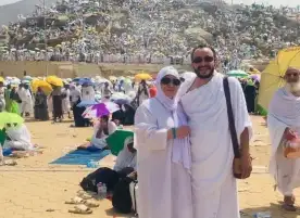 حسام داغر ينشر صورة سابقة له من أمام الكعبة: يا رب ارزق الكل