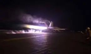 سنتكوم: تدمير 4 أنظمة رادار وطائرة بدون طيار وقارب للحوثيين في 24 ساعة