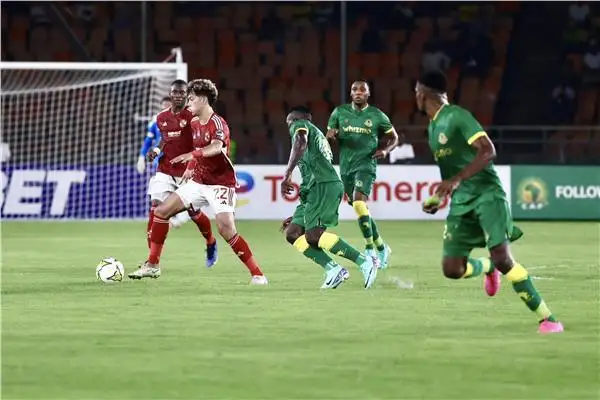 الأهلي يحل ضيفا ثقيلا على الاتحاد في الدوري