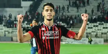 صحيفة جزائرية .. زين الدين بلعيد رفض عرض الأهلي وقرر الاحتراف في بلجيكا