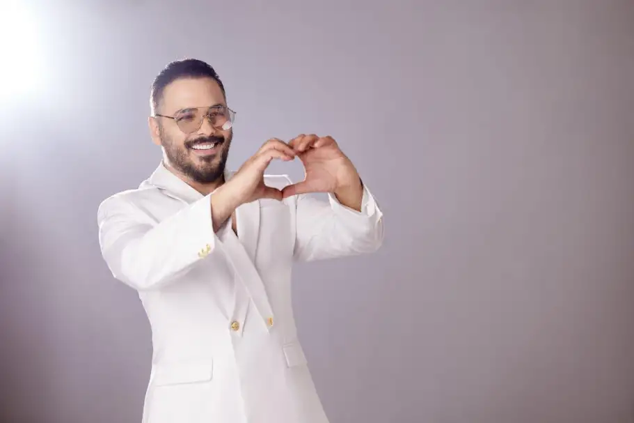 جمهور رامي عياش في المغرب يرحب به على طريقتهم الخاصة