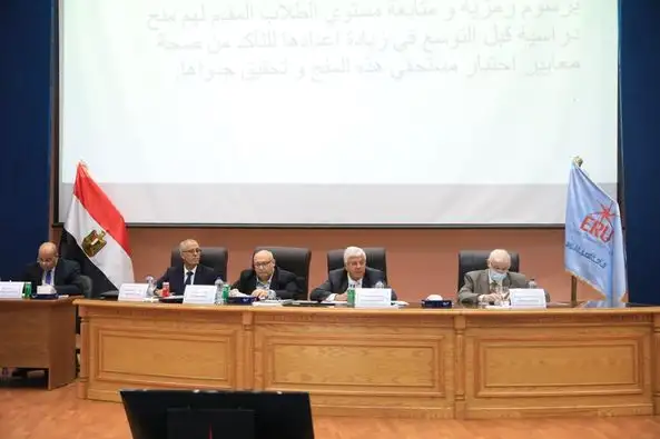 وزير التعليم العالي: تفعيل دور الجامعات في التسويق الجيد لبرامجها الدراسية على المستوى العربي والإفريقي لجذب أعداد كبيرة من الطلاب الوافدين