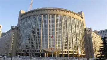 الصين تعتزم تمديد العمل ببرنامج إعفاء مواطني استراليا ونيوزيلندا وبولندا من تأشيرة الدخول