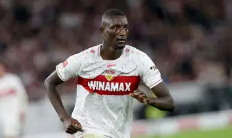 الغيني جيراسي مهاجم شتوتجارت ينضم لصفوف بوروسيا دورتموند