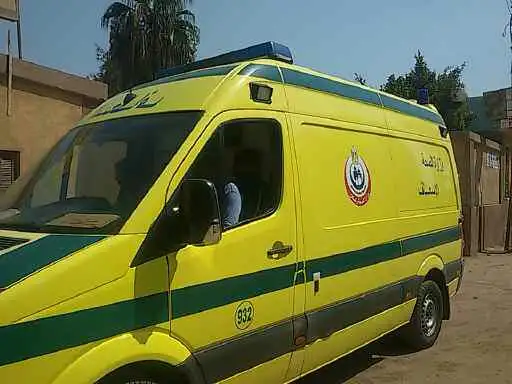 إصابة شخص صدمته سيارة مسرعة بمنطقة العمرانية