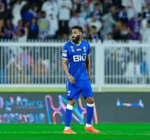 الهلال السعودي يعلن رحيل مدافعه محمد جحفلي