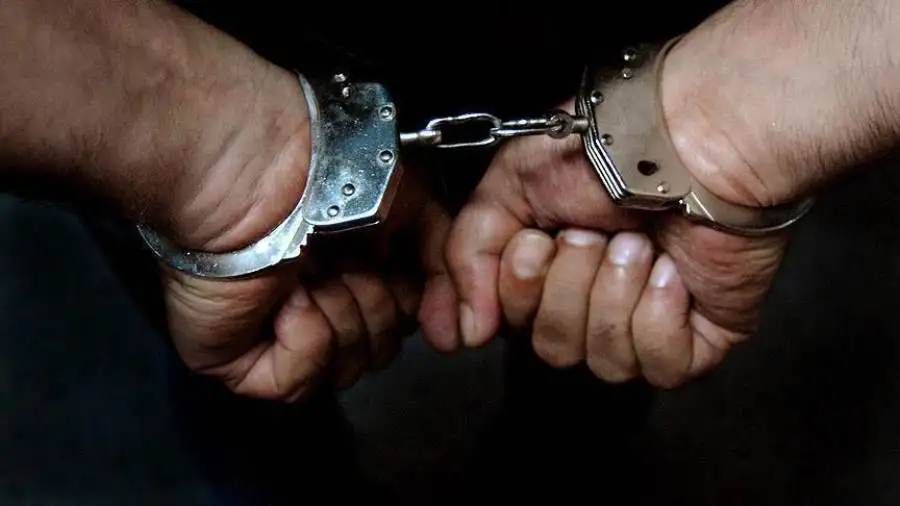 ضبط مندوب تحصيل استولى على مبالغ مالية خاصة بشركة بالقاهرة