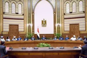 السيسي يستقبل وفدا سودانيا من المشاركين في مؤتمر القوى السياسية والمدنية السودانية الذي تستضيفه مصر
