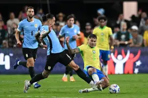 أوروجواي تطيح بالبرازيل خارج كوبا أمريكا