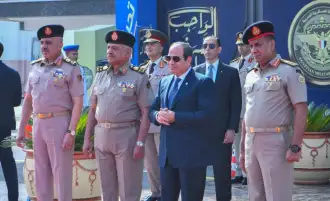 الرئيس السيسي يجري جولة تفقدية بالأكاديمية العسكرية المصرية