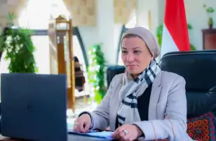 وزيرة البيئة: مصر تنتهج مسارا استراتيجيا لتحويل تحديات المناخ إلى فرص تنموية