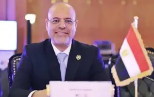 وزير العمل يوجه مديري المديريات بتوفير فرص العمل ودعم العمالة غير المنتظمة