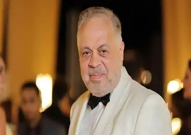 أشرف زكي ينهي الخلاف بين محمد صبحي والشركة المتحدة