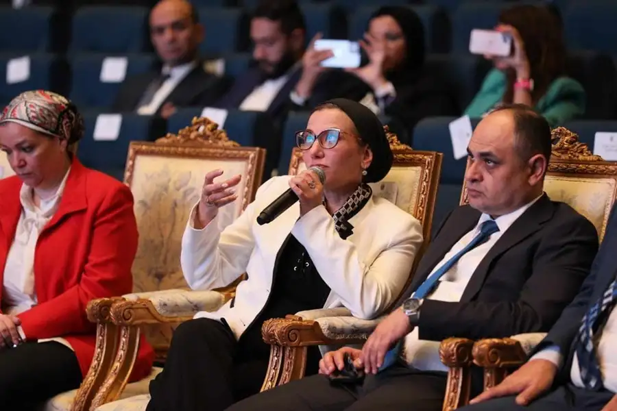 وزيرة البيئة: نستهدف دعم وتمويل المشروعات الصناعية التي تواجه صعوبات في التمويل