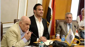 شعبة السيارات تطالب بعدم التقيد ببروتوكول الشاحن الأوروبي والسماح بتشغيل شواحن أخرى صينية وأمريكية