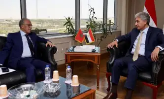 وزير السياحة يبحث مع سفير المغرب تعزيز سبل التعاون المشترك بين البلدين