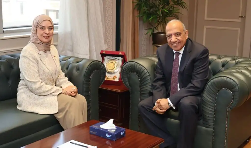 وزير الكهرباء يبحث تعزيز التعاون ومجالات الاستثمار مع البحرين