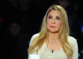 نادية الجندي: أعود قريبًا بعمل فني مميز.. وفخورة بإنجازات بلدي