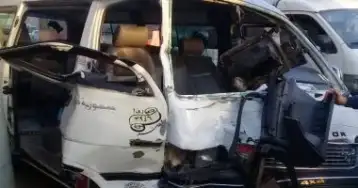مصرع شخصين وإصابة 4 آخرين إثر تصادم سيارة ملاكي وميكروباص على طريق طنطا- كفر الشيخ
