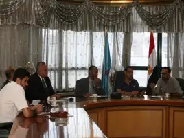 نقيب الصحفيين يستقبل قيادات الشركة الإفريقية ورابطة الأندية المصرية
