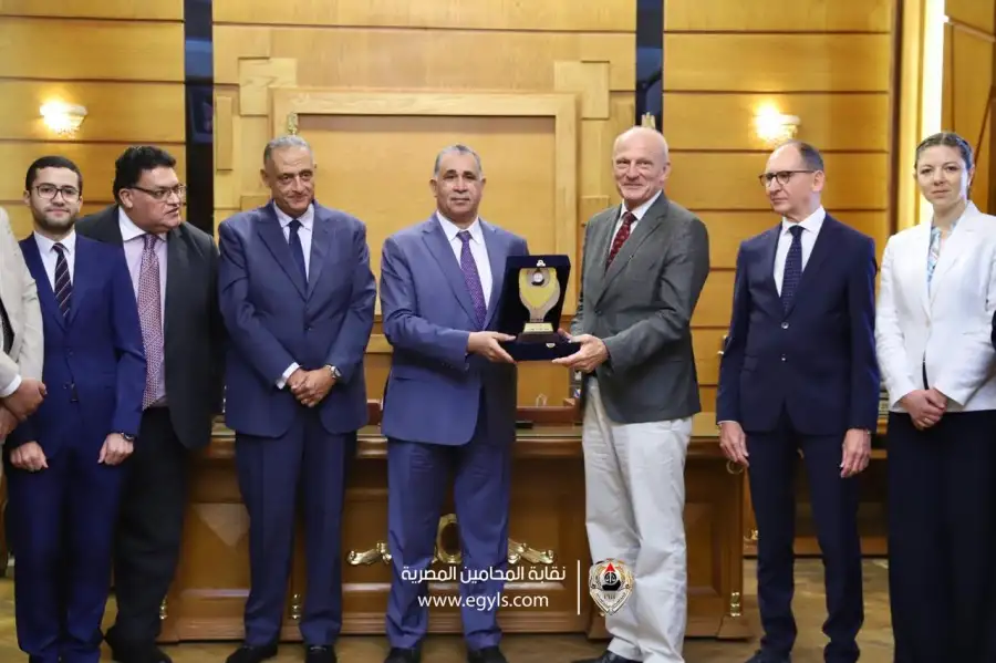 نقيب المحامين يستقبل وفدًا من غرفة التجارة بهامبورج ومؤسسة «LawCom» ومركز القاهرة الإقليمي للتحكيم التجاري الدولي