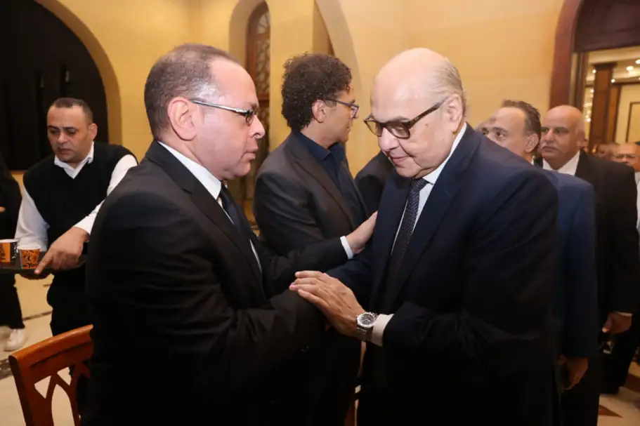بالصور..رئـيس حزب الغد يقدم واجب العزاء في اللواء عبد الرؤوف السيد رئيس حزب الحركة الوطنية