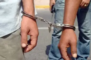 ضبط شخصين بالقاهرة بتهمة النصب على المواطنين والاستيلاء على أموالهم بأسلوب انتحال الصفة