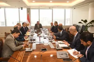 وزير الإسكان يتابع سير العمل بمشروعى "منطقة الأعمال المركزية" بالعاصمة الإدارية.. و"أبراج الداون تاون" بالعلمين الجديدة