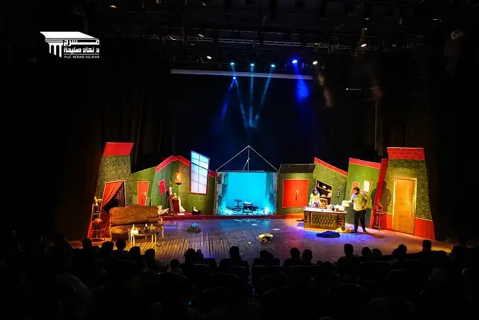 عاجل...إقبال جماهيري على عرض 11:11 بمهرجان نقابة المهن التمثيلية للمسرح